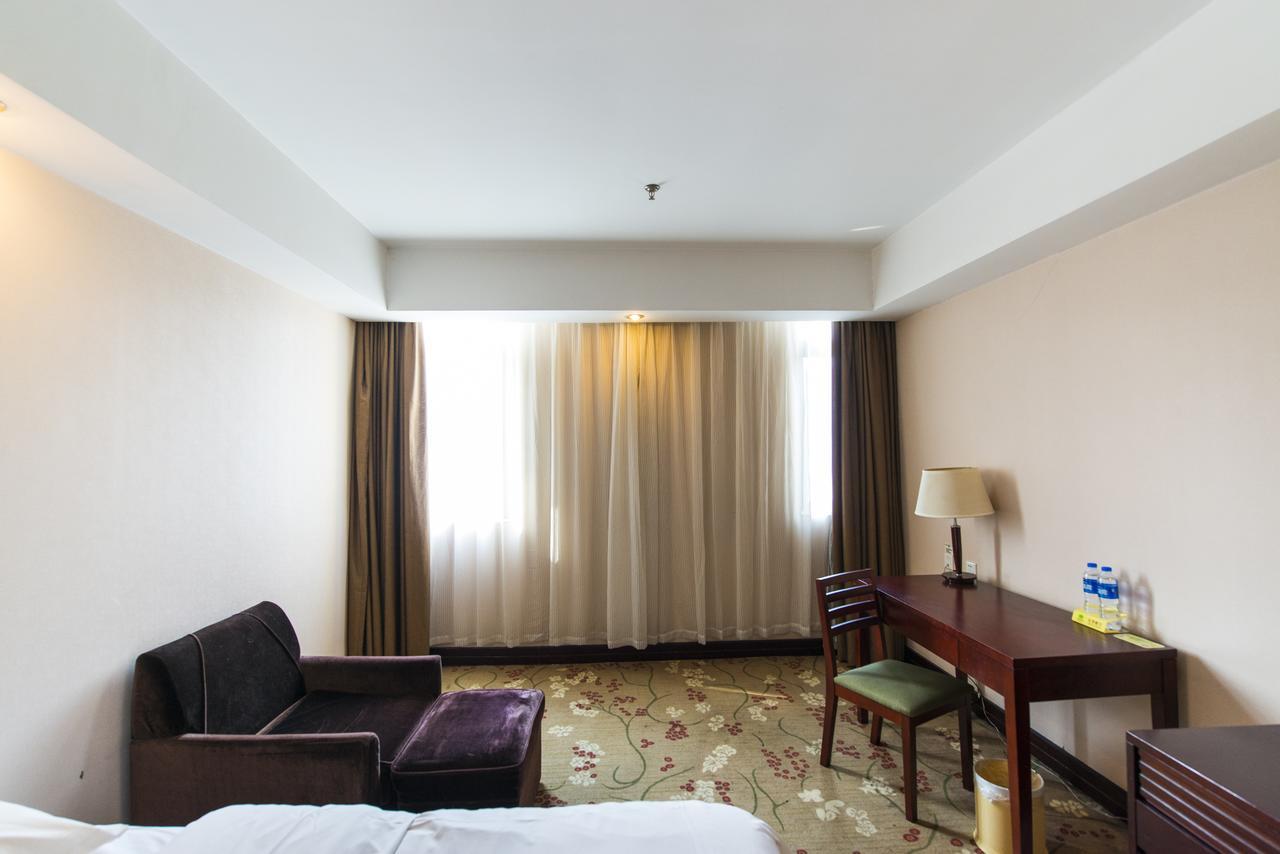 Vienna 3 Best Hotel Shanghai Expo Sanlin Ngoại thất bức ảnh