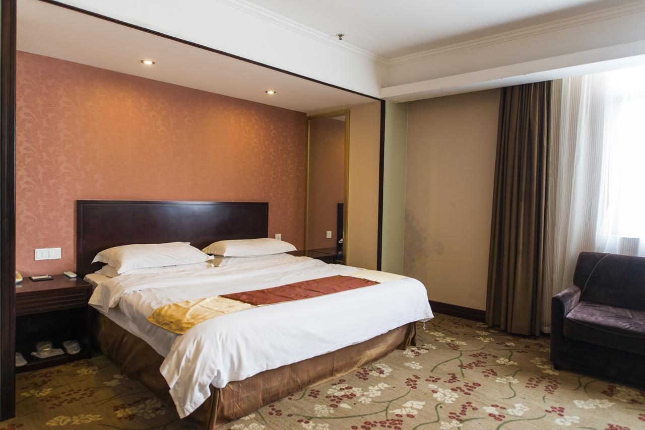 Vienna 3 Best Hotel Shanghai Expo Sanlin Ngoại thất bức ảnh